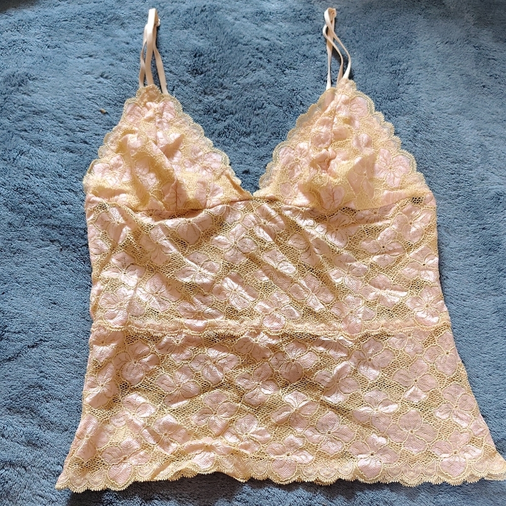 Xhilaration Floral Lace Camisole in Soft Pink